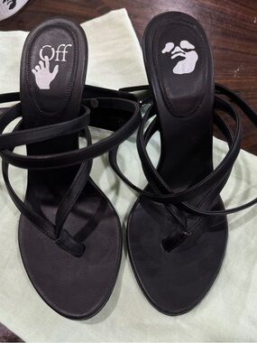 Off-White Black Strappy Wrap-Heel Sandals 5.5/6